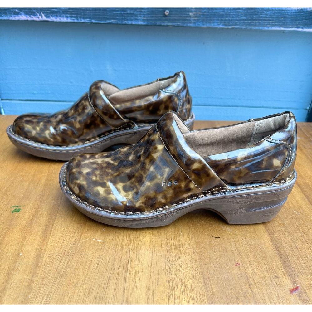 b.o.c Born Concepts Tortoise Shell Patent Leather Comfort Clogs Women’s 7